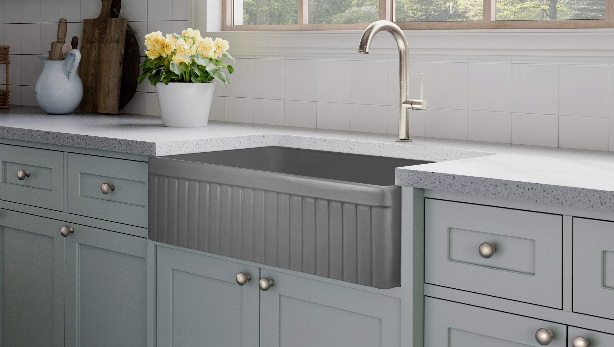 FSW1047PN LUX 33-INCH SOLID FIRECLAY FARMHOUSE SINK, MATTE GRAY, POLISHED NICKEL ACCS, FLUTED FRONT